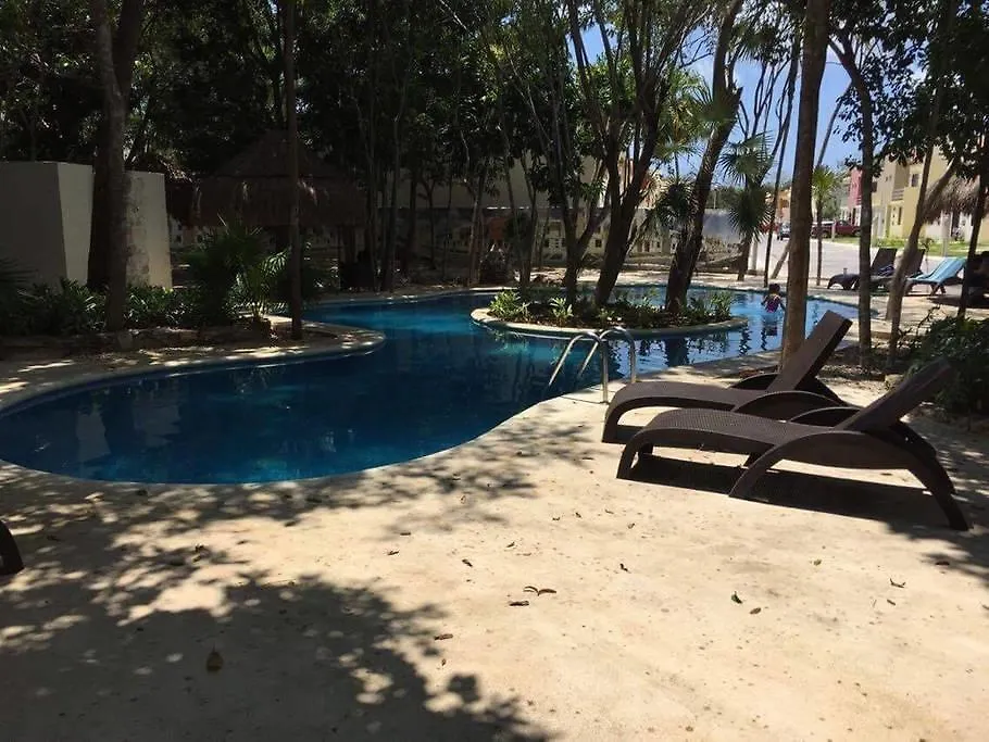 度假居 Brisas Puerto Morelos
